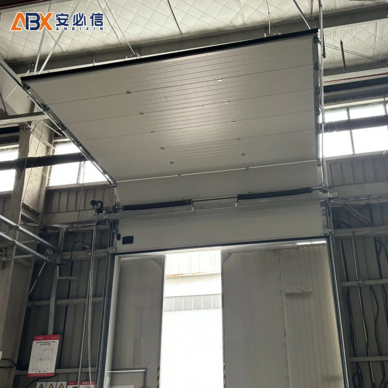 佛山翻板滑升门